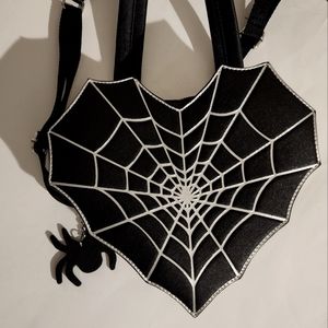 Spiderweb bag MAD Engine
